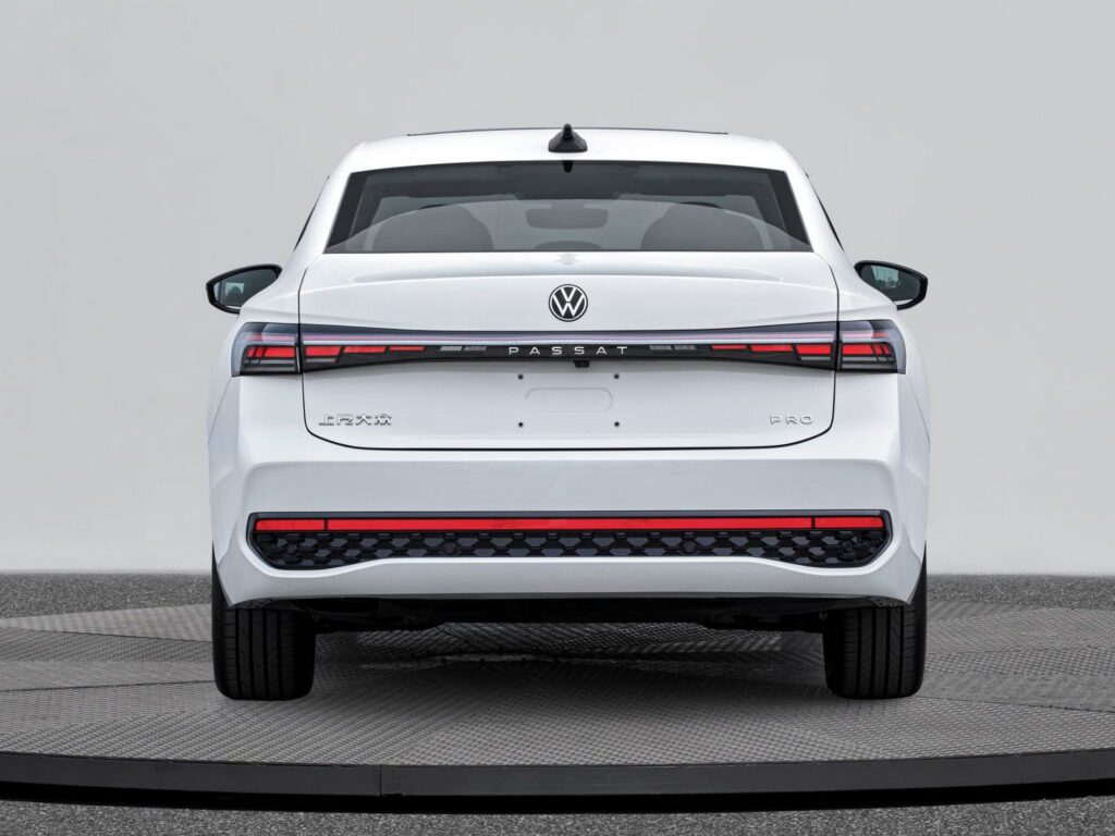 Volkswagen Çin Pazarına Özel 'Passat Pro Sedan' Modelini 2024'te Satışa Sunacak
