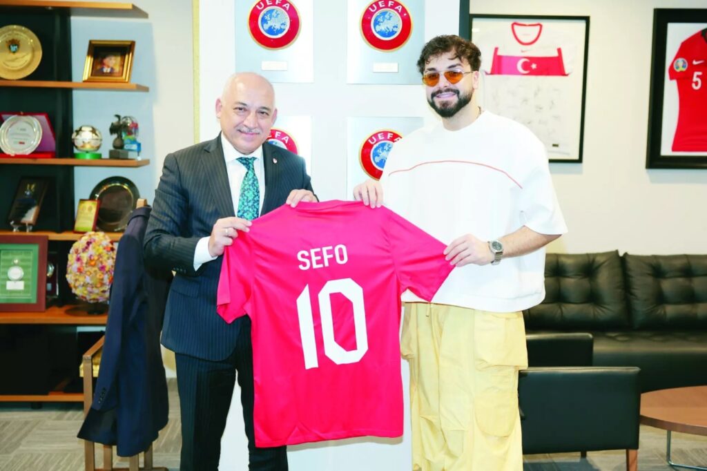 Sefo, EURO 2024'te Türk Milli Takımı İçin Özel Marş Hazırladı