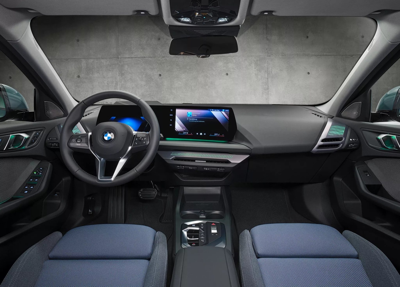 2024 BMW 1 Serisi Tanıtıldı: Yenilenen Tasarım, Özellikleri ve Fiyatı