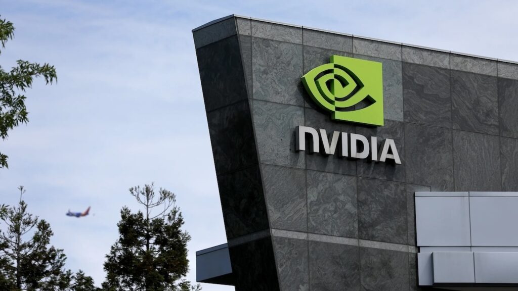 NVIDIA'nın Yapay Zekâ Çiplerinde Gecikme: Pazar Dinamikleri Değişiyor