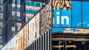 LinkedIn Takipçi Sayılarındaki Düşüş Sorununu Çözdü