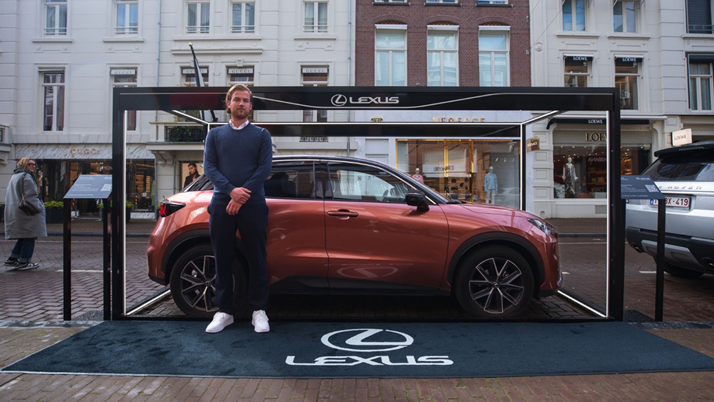 Lexus's Unconventional Marketing Success: Parking Spot Exhibit