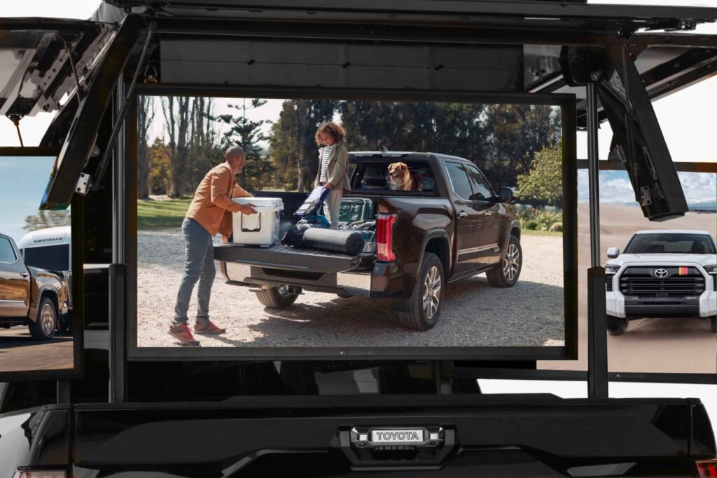 Toyota'nın Futbolseverlere Özel Konsept Aracı Ultimate Tailgate Tundra Tanıtıldı